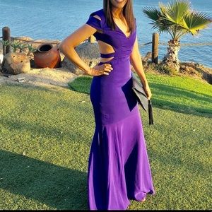 Gorgeous BCBG Maxazria purple gown